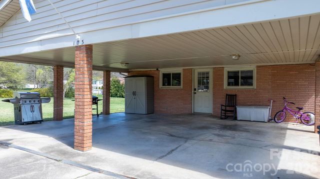 103 Hamp Street, Morganton, NC 28655