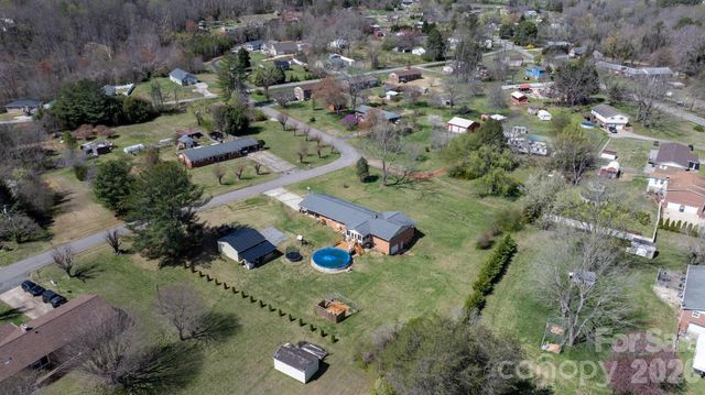 103 Hamp Street, Morganton, NC 28655