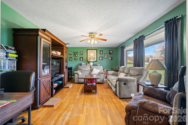 103 Hamp Street, Morganton, NC 28655