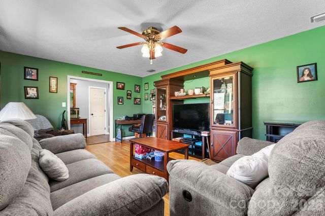 103 Hamp Street, Morganton, NC 28655