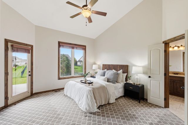 2249 N Stonegate, Andover, KS 67002