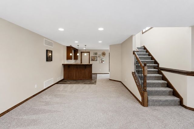 2249 N Stonegate, Andover, KS 67002