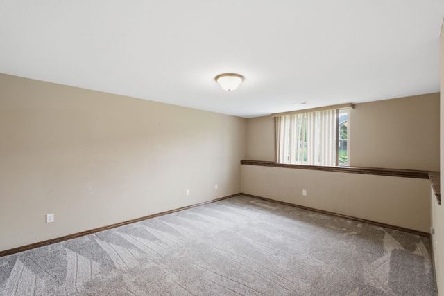 2249 N Stonegate, Andover, KS 67002