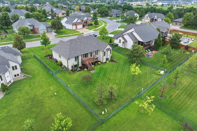 2249 N Stonegate, Andover, KS 67002
