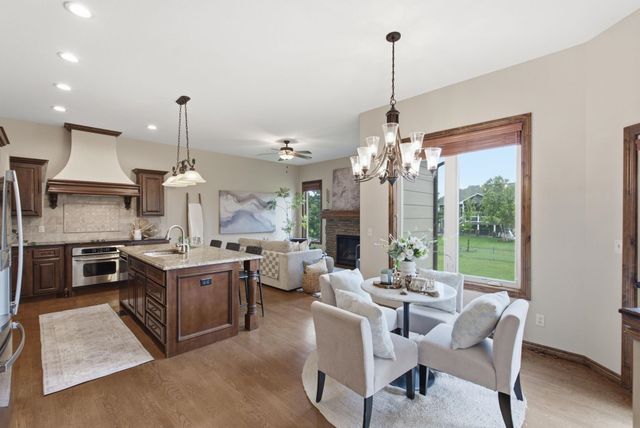 2249 N Stonegate, Andover, KS 67002