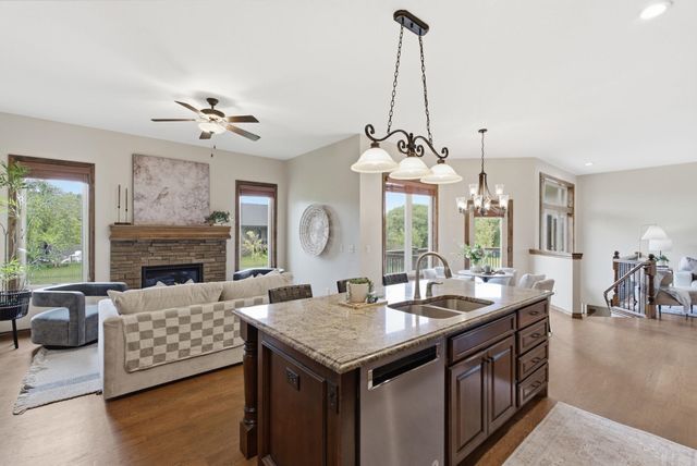 2249 N Stonegate, Andover, KS 67002