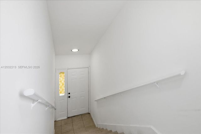 2614 SE 21st Court 201B, Homestead, FL 33035