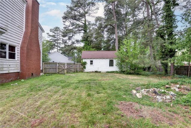 198 Colony RD, Newport News, VA 23602