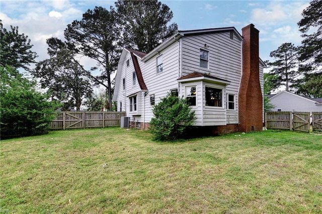 198 Colony RD, Newport News, VA 23602