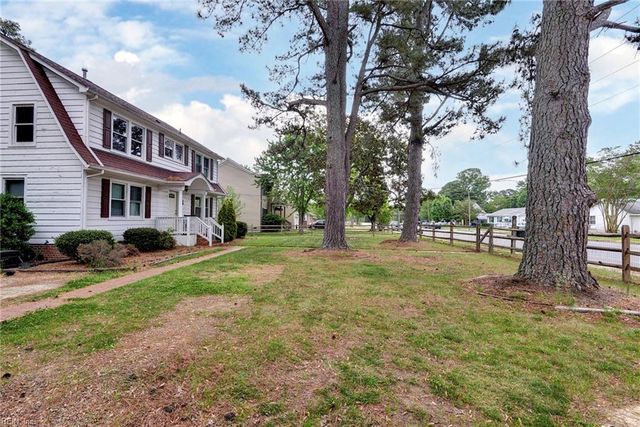198 Colony RD, Newport News, VA 23602