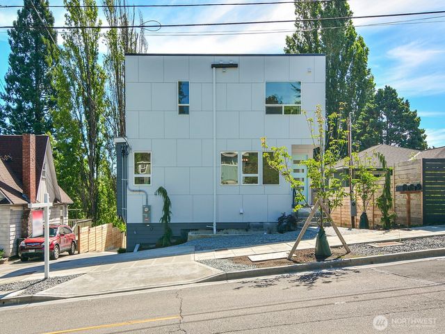 2336 C 23 Avenue S, Seattle, WA 98144