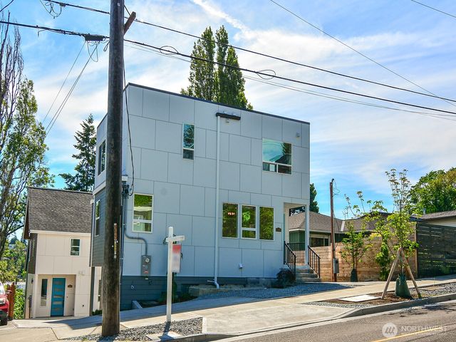 2336 C 23 Avenue S, Seattle, WA 98144