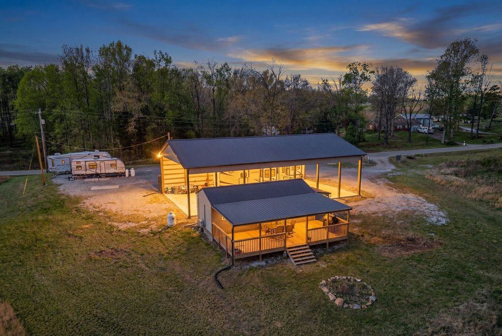 9249 Highway 49, Erin, TN 37061