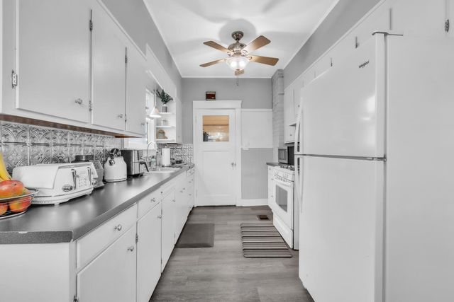 122 E Monterey, Stockton, CA 95204