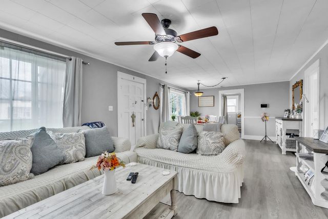 122 E Monterey, Stockton, CA 95204