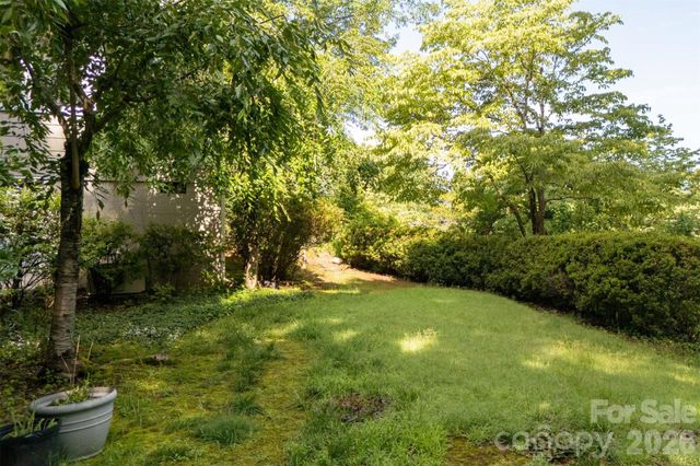 55 First Street, Tryon, NC 28782