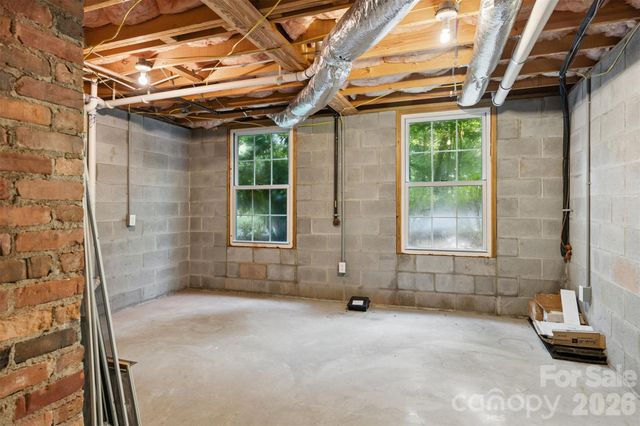55 First Street, Tryon, NC 28782