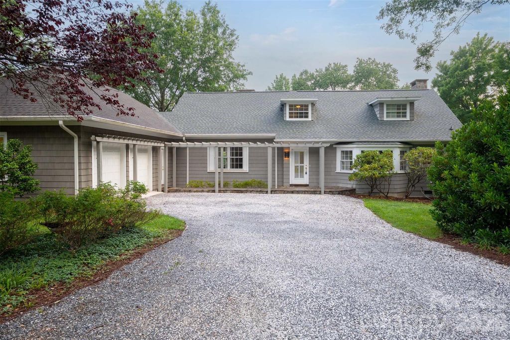 55 First Street, Tryon, NC 28782