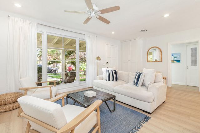 438 38th Street, West Palm Beach, FL 33407