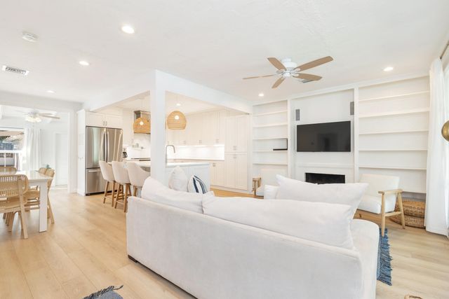 438 38th Street, West Palm Beach, FL 33407