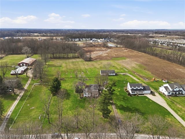 8134 Oberlin Road, Elyria, OH 44035