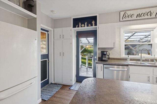 223 W Todd Avenue, Reed City, MI 49677