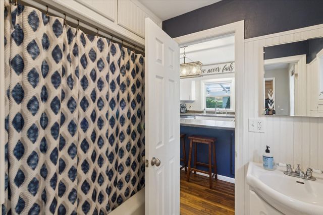 223 W Todd Avenue, Reed City, MI 49677