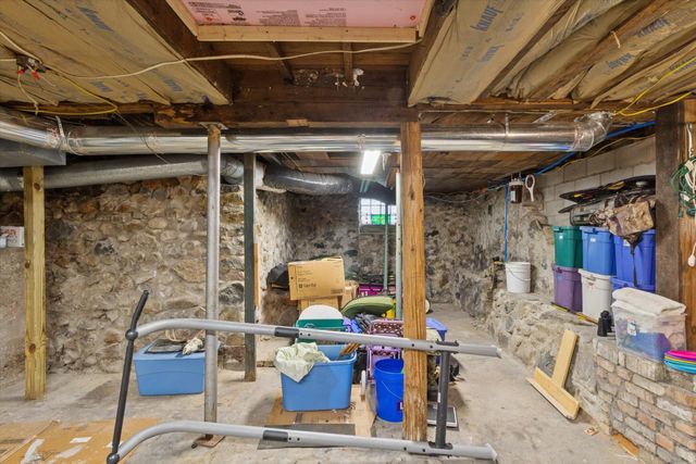 223 W Todd Avenue, Reed City, MI 49677