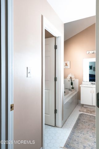 49 Bristel Road 58, Holmdel, NJ 07733