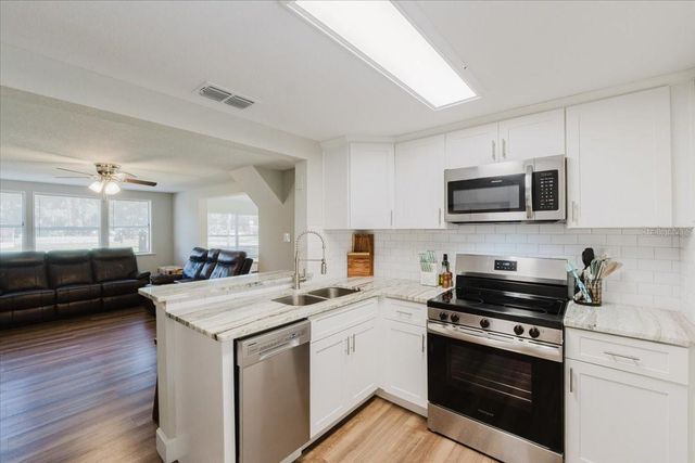2531 HEBB ROAD, Auburndale, FL 33823