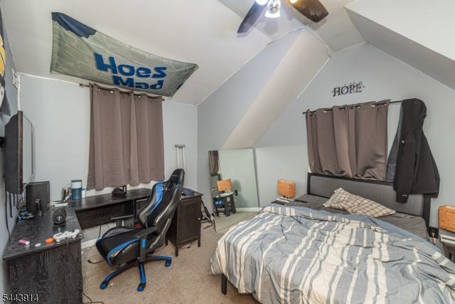 73 Bergen Ave, Wanaque Boro, NJ 07420
