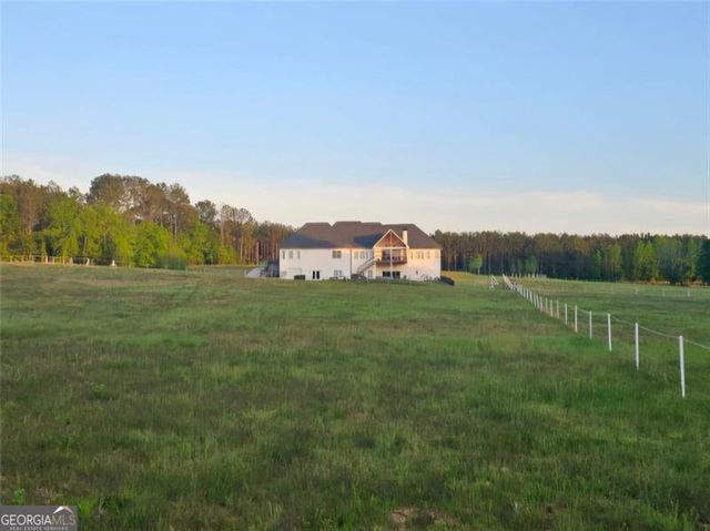 433 Clover Drive, Social Circle, GA 30025