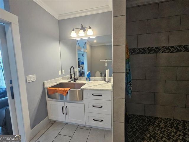 433 Clover Drive, Social Circle, GA 30025