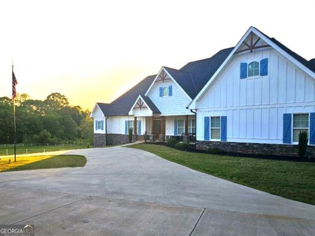 433 Clover Drive, Social Circle, GA 30025