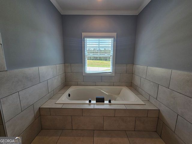 433 Clover Drive, Social Circle, GA 30025