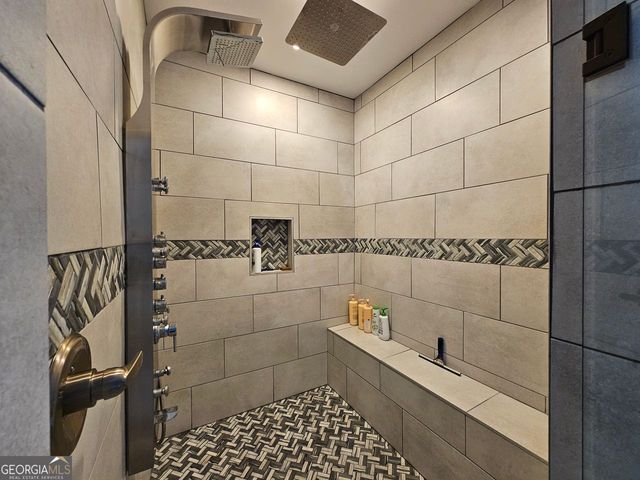 433 Clover Drive, Social Circle, GA 30025