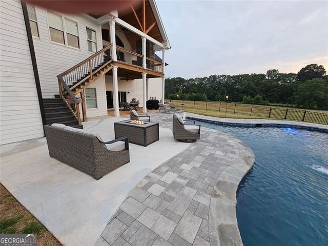 433 Clover Drive, Social Circle, GA 30025