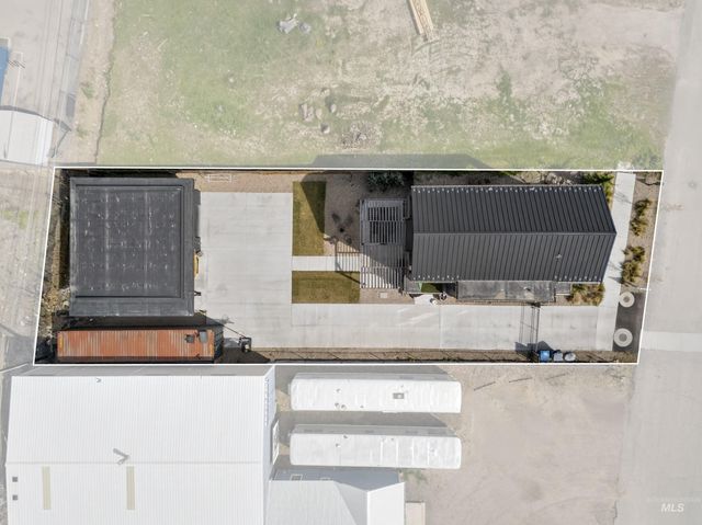 114 E 33rd St, Garden City, ID 83714