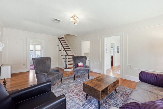 45 Bronson Ter, Springfield, MA 01108