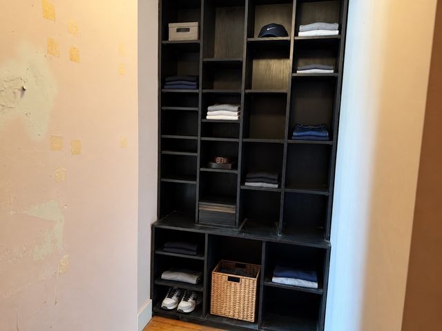 45 Bronson Ter, Springfield, MA 01108