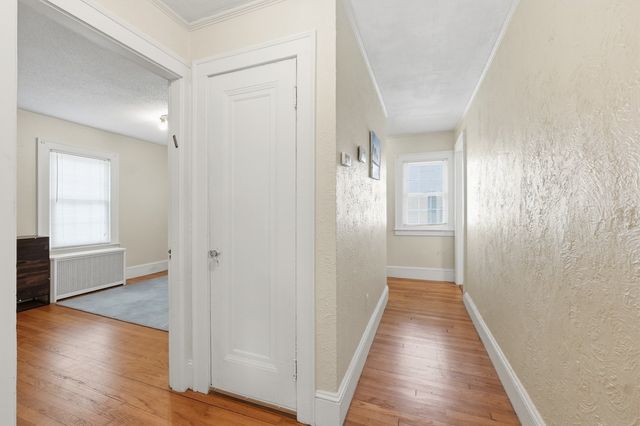 45 Bronson Ter, Springfield, MA 01108