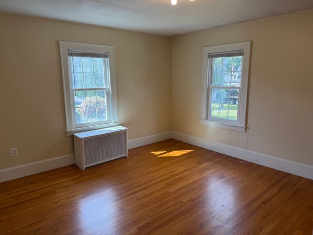 45 Bronson Ter, Springfield, MA 01108