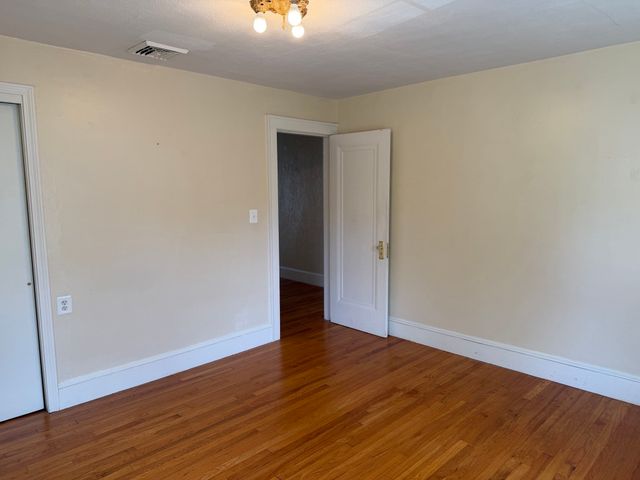 45 Bronson Ter, Springfield, MA 01108