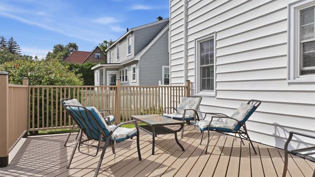 45 Bronson Ter, Springfield, MA 01108
