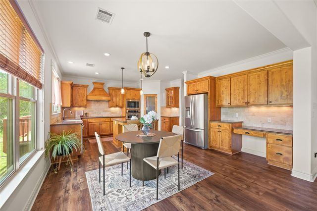 501 Goodnight TRL, Dripping Springs, TX 78620