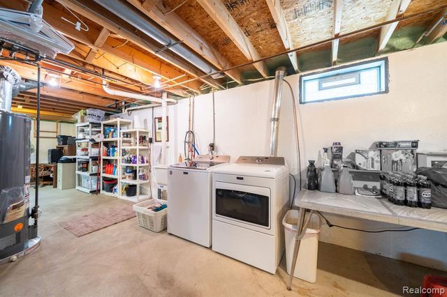 27860 Kaufman Street, Roseville, MI 48066