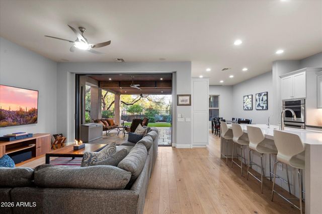 3805 E Zachary Drive, Phoenix, AZ 85050