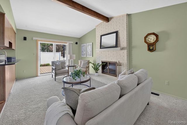 7026 London Court, Canton, MI 48187