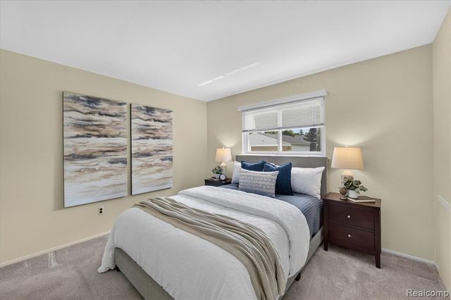 7026 London Court, Canton, MI 48187