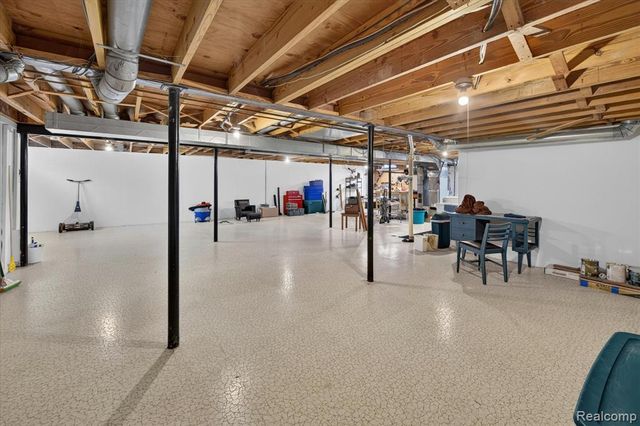 7026 London Court, Canton, MI 48187